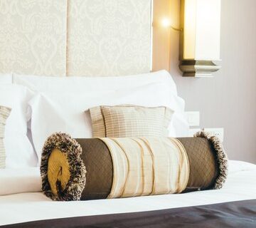 افضل انواع مراتب السرير جودة المفروشات طاولات وكراسي فندقية